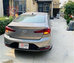 هیوندای ئەلەنترا